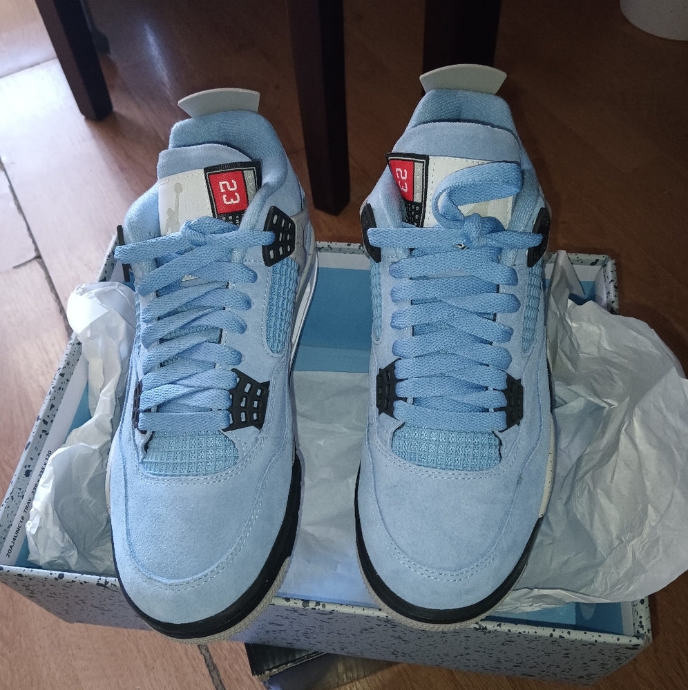 Universal Jordan 4s